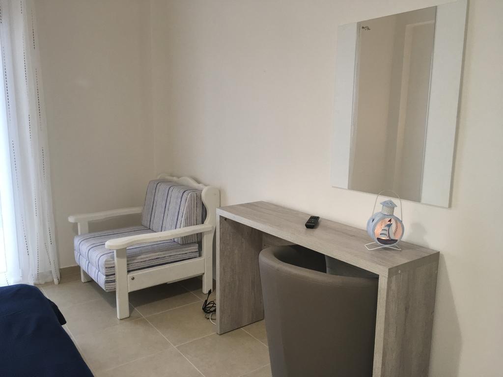 Demeliza Apartments Плака Екстер'єр фото