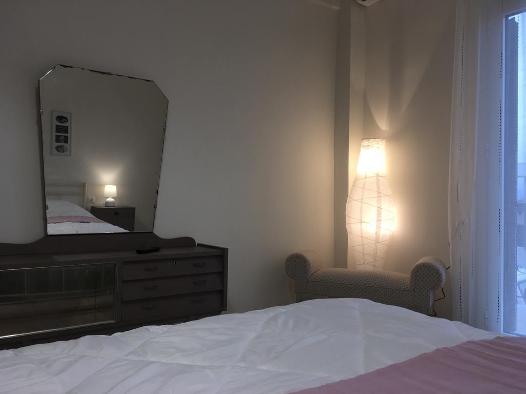 Demeliza Apartments Плака Екстер'єр фото
