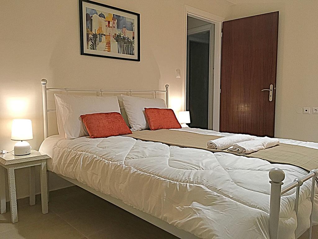 Demeliza Apartments Плака Екстер'єр фото