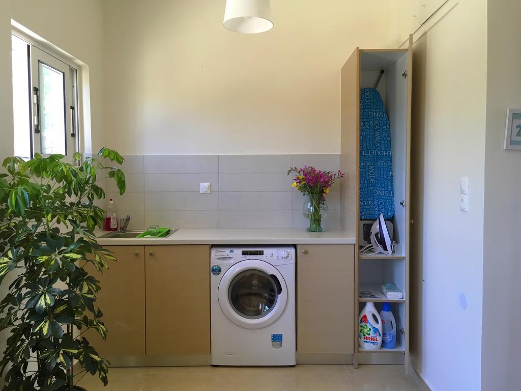 Demeliza Apartments Плака Екстер'єр фото